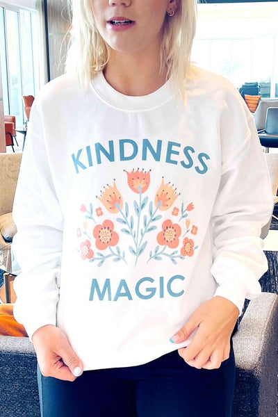 KINDNESS IS MAGIC GRAPHIC SWEATSHIRT PLUS SIZE