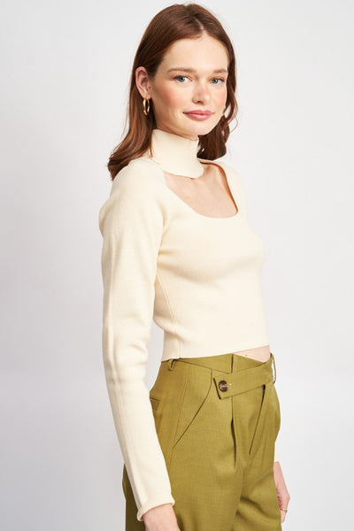 TURTLE NECK CROP TOP WTIH CUT OUT
